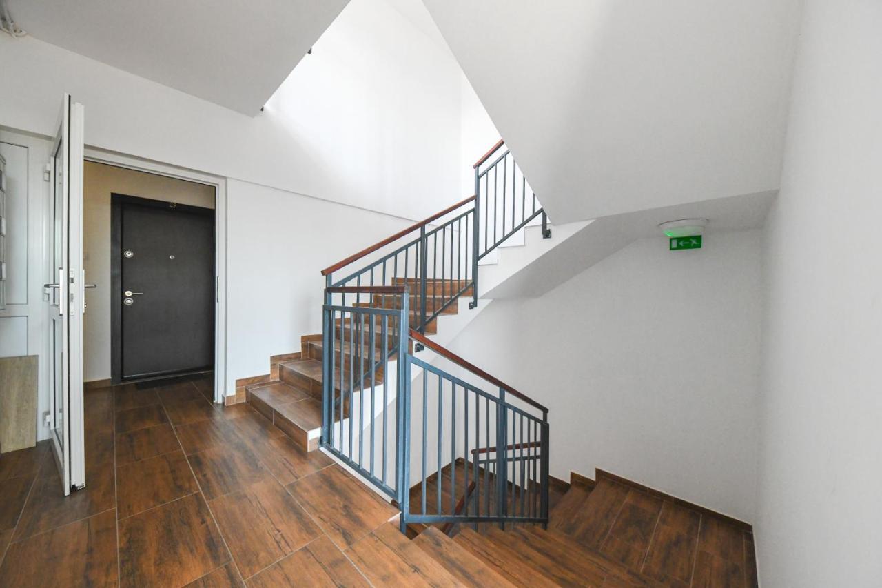 Panoramic Apartment With Terrace Cluj-Napoca Extérieur photo