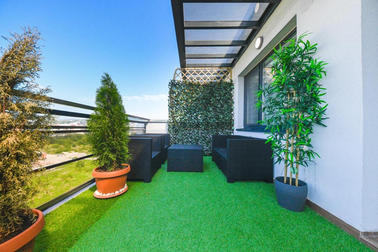 Panoramic Apartment With Terrace Cluj-Napoca Extérieur photo